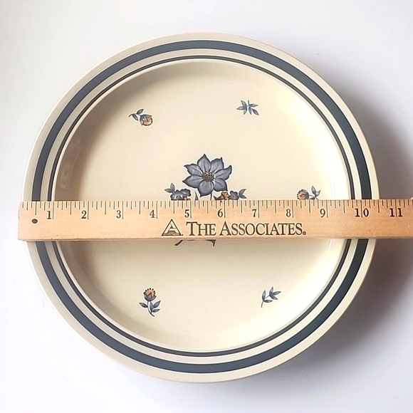 1986 Set of 2 Newcor Stoneware, Dinner Plates. 503 Versailles, Made in Japan - Picture 8 of 8